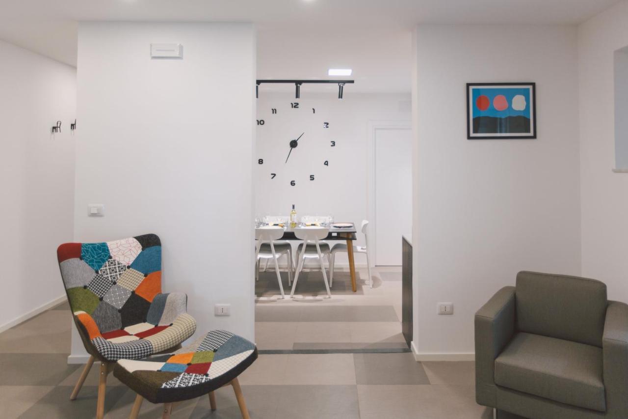 New Apartment With Patio Syrakus Exterior foto
