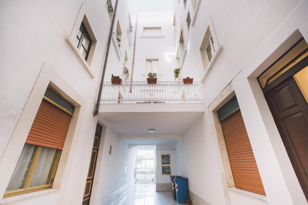 New Apartment With Patio Syrakus Exterior foto